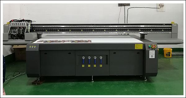 如何選擇適合的UV平板打印機？